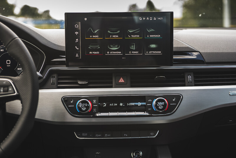 Audi A4 Limousine